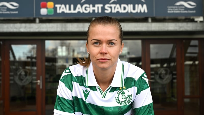 Ruesha Littlejohn is a Hoop