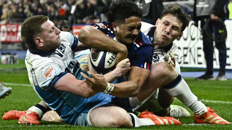 Yoram Moefana scores France's third and his second try