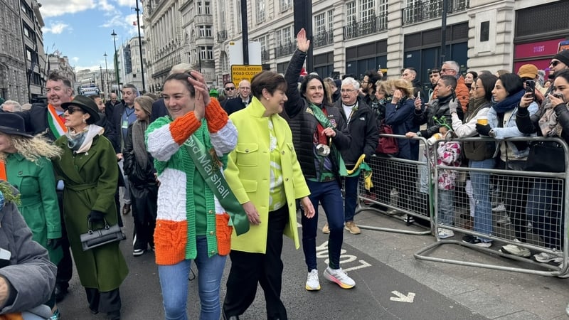 Kellie Harrington and Katie-George Dunlevy at the parade in London