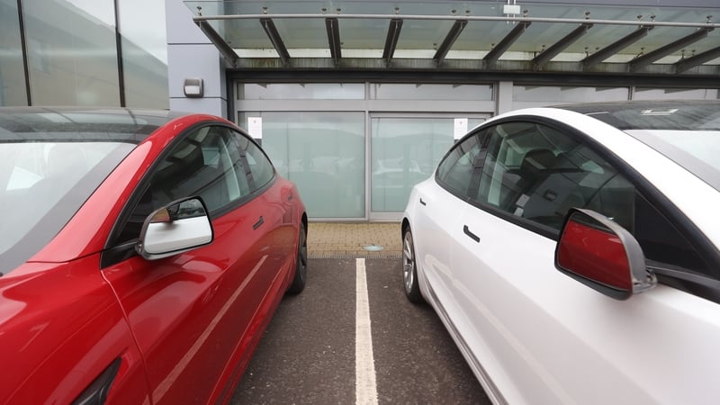 Most of the cars had their wing mirrors knocked off