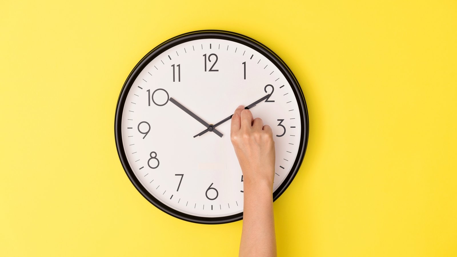 Everything you need to know about the clocks changing in 2025
