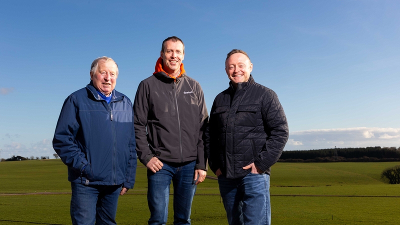 Tom Browne of Greenhills farm, TJ Hunter, Ørsted Vice President Onshore Ireland & UK and Simon Browne of Greenhills farm.