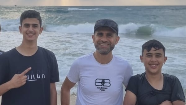 Dr Mahmoud Abumarzouq (C) with his nephews Mohamed (left) and Refat