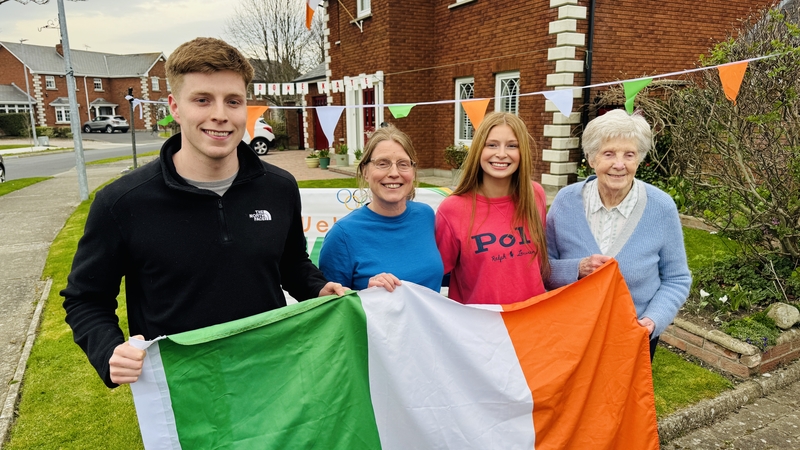 Kate O'Connor's family celebrate her silver medal win at the World Indoor Championships in China from their home in Dundalk