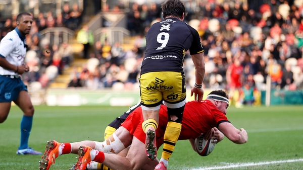 Rob Herring scores a try for Ulster