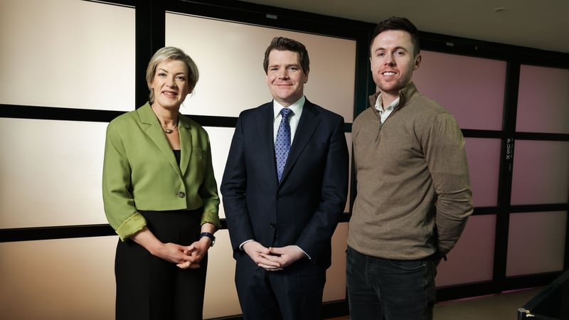 Margaret Hearty, Chief Executive of InterTradeIreland, Peter Burke, Minister for Enterprise, Tourism and Employment and Dr Paul Byrnes, Chief Executive and Co-Founder of Mavarick.