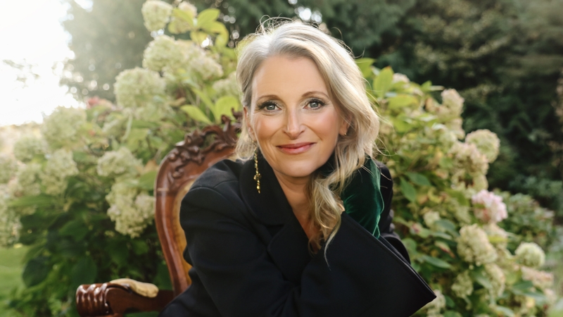 Eimear Quinn: "My music is mostly trying to make sense of my driving emotions and a pursuit of serene bliss."