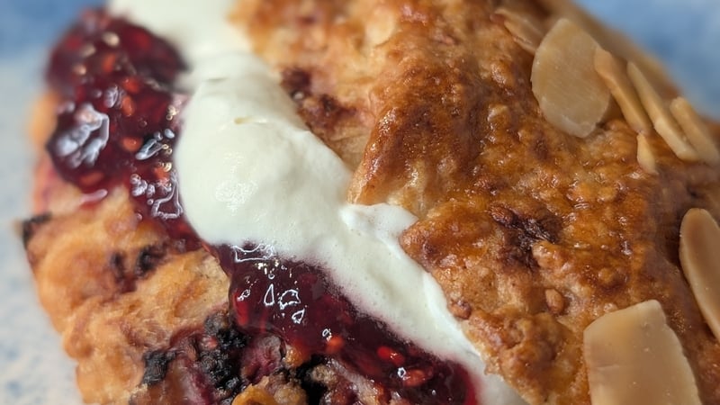 Una Leonard's raspberry & almond scones with raspberry: Today
