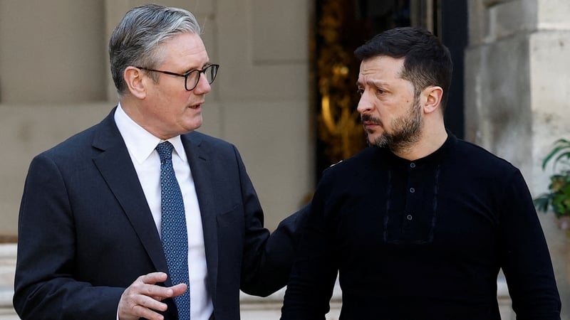 The Ukrainian president will be received in London by British Prime Minister Keir Starmer (file pic)