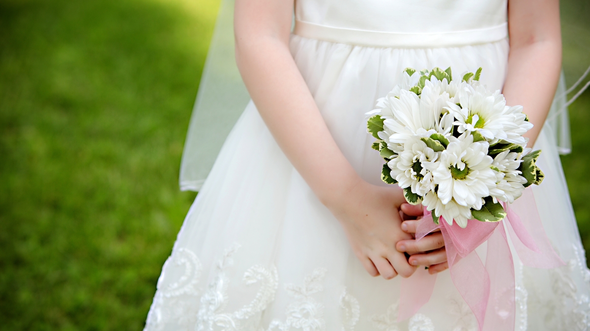 Patricia Ní Conghaile, Siopadóir