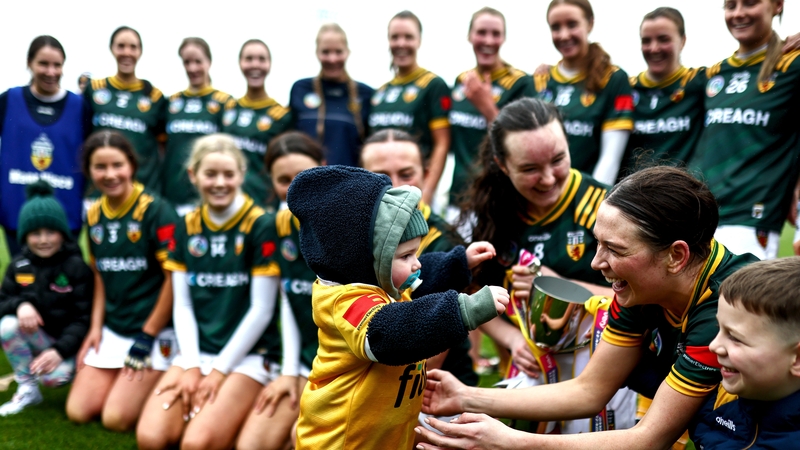 Antrim's Nicole McAtamney celebrates with her two sons Dan and Joe. Picture: INPHO/Andrew Conan