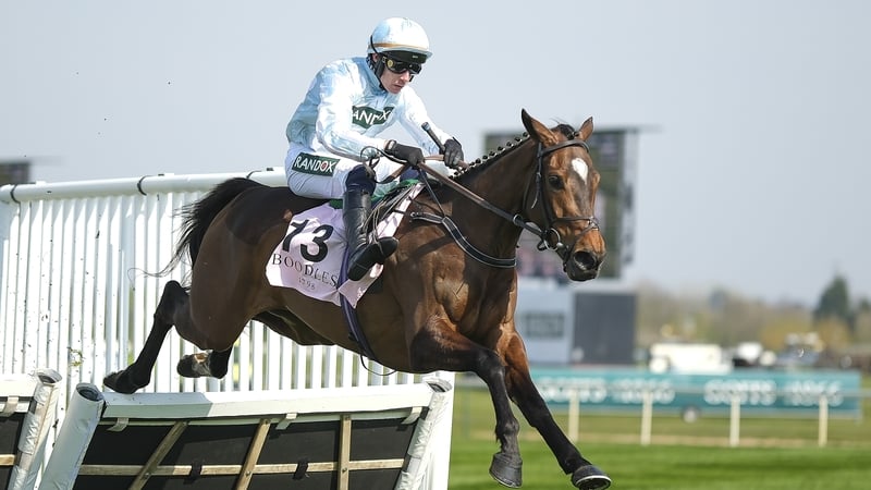 Murcia won by six lengths