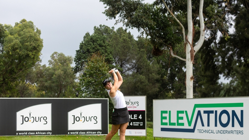 Mimi Rhodes is the early leader