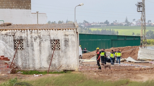 Three men were killed after a roof in a warehouse was blown off near Coria del Rio, a town of around 30,000 residents some 15km from the southern city of Seville