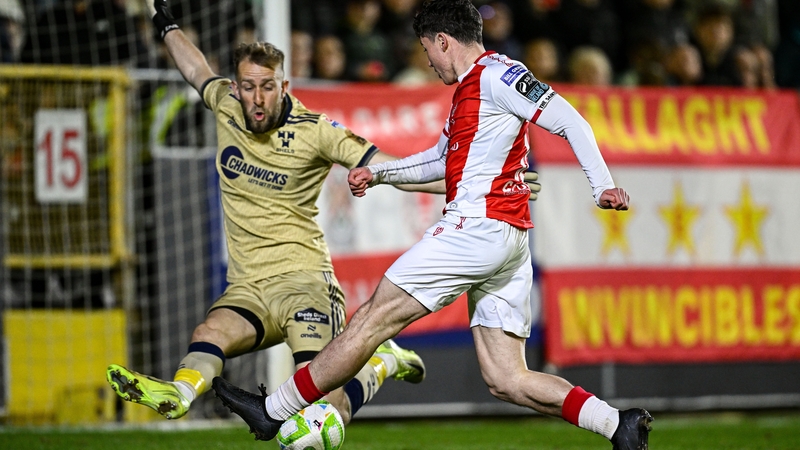 Conor Kearns pounces to deny Kian Leavy late in the game