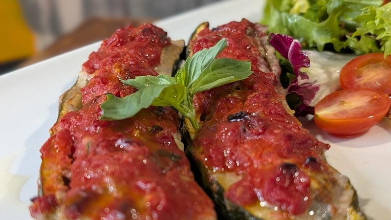 Max's stuffed courgettes with beef & sausage (zucchine ripiene): Today