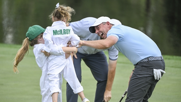 Watch: Rory McIlroy's daughter, 4, sinks putt at Augusta