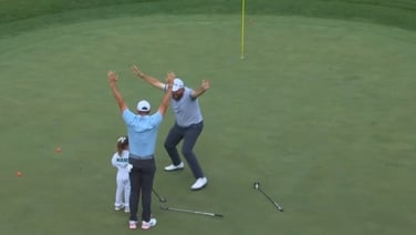 Rory McIlroy’s daughter Poppy sinks putt at Augusta