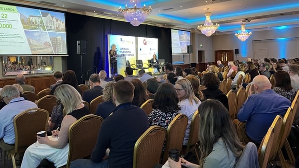 Around one third of the country's planners are attending these two conferences in Salthill and at the outset, attention was drawn to the lack of any Government ministers in attendance