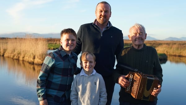 Patrick Ó hOibicín agus Sonaí Choilm Learaí Ó Confhaola - Scór Bliain de Steip