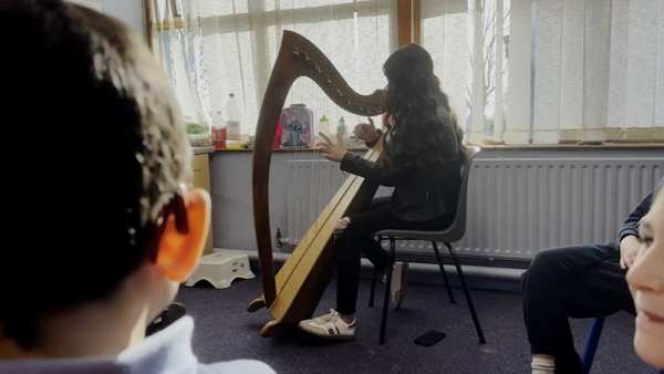 Una Walsh performed for Sacred Heart National School Newbawn's dedicated Deaf class