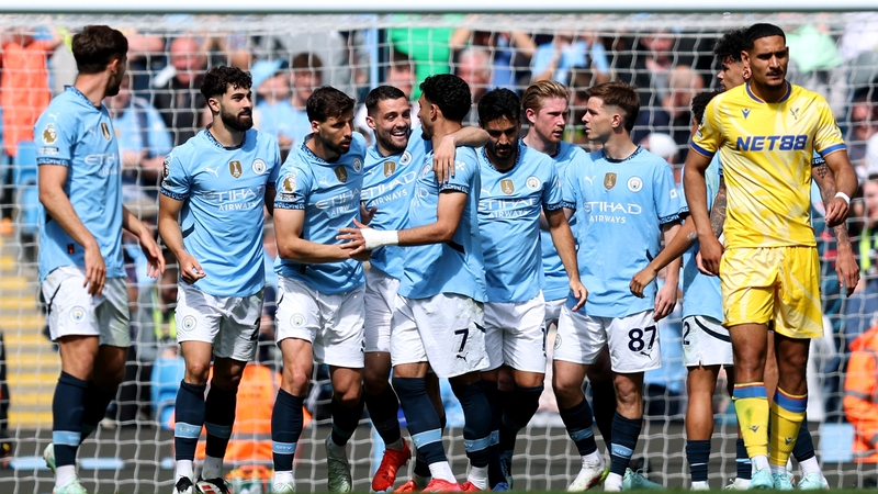 City celebrate Mateo Kovacic's goal against Crystal Palace