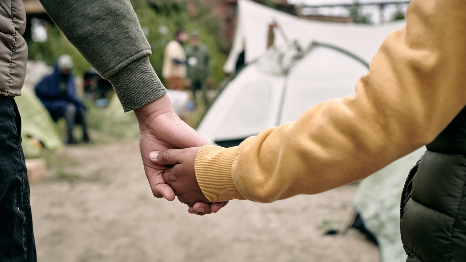 State operating 'two-tier' asylum accommodation - report