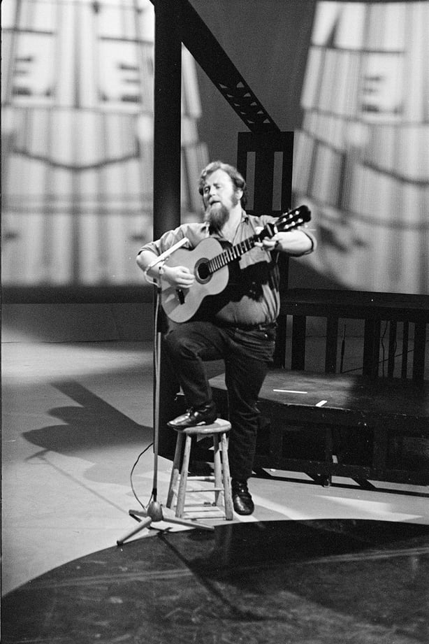 Christy Moore on 'Ballad Sheet' (1969)