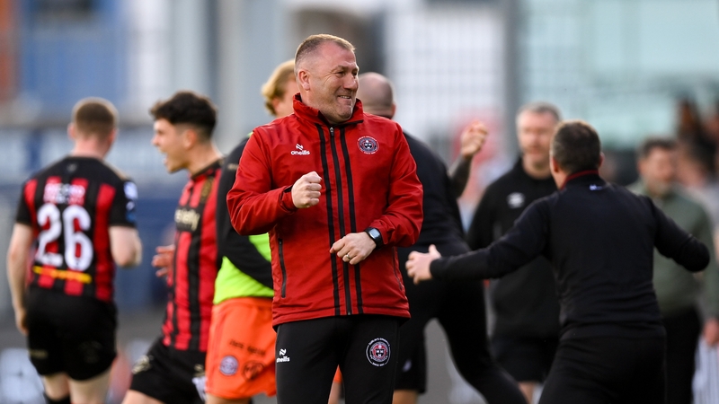 Alan Reynolds celebrating Rhys Brennan's winning goal