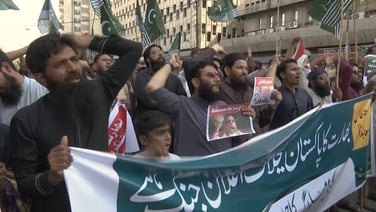 Pakistanis protest New Delhi's suspension of water sharing treaty