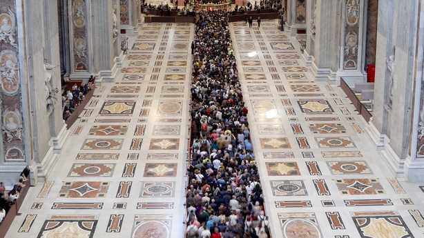 Mourners queue to pay their respects in St Peter's Basilica