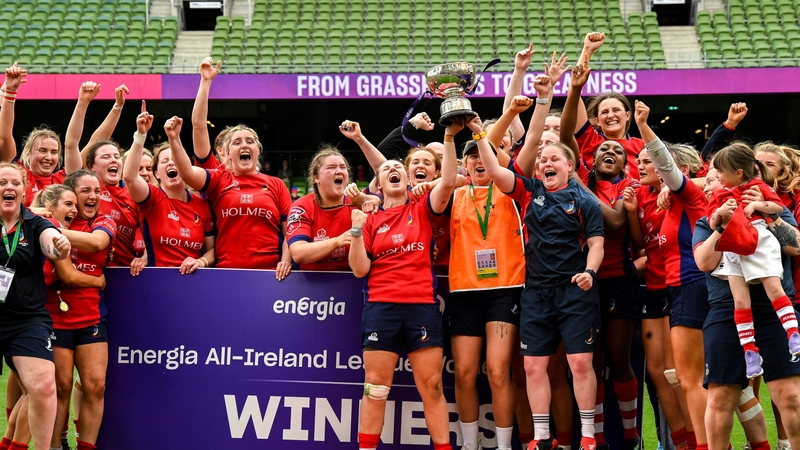 Chloe Pearse captain of UL Bohemians lifts the AIL trophy