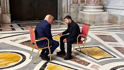 US President Donald Trump and Ukraine's President Volodymyr Zelensky met at the funeral of Pope Francis