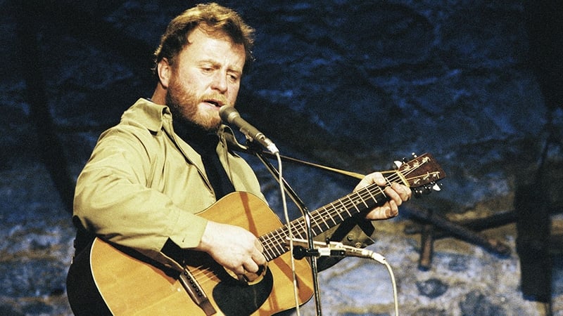 Christy Moore made a complaint about his treatment during a security stop at Holyhead Port in 2004
