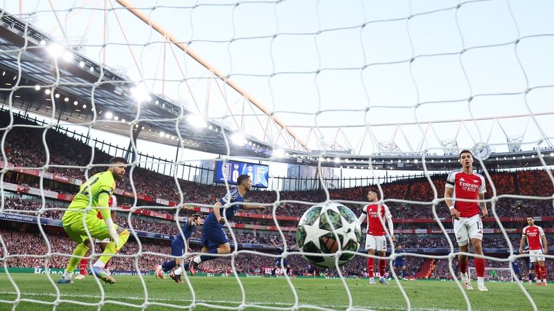 Dembele scores for PSG against Arsenal