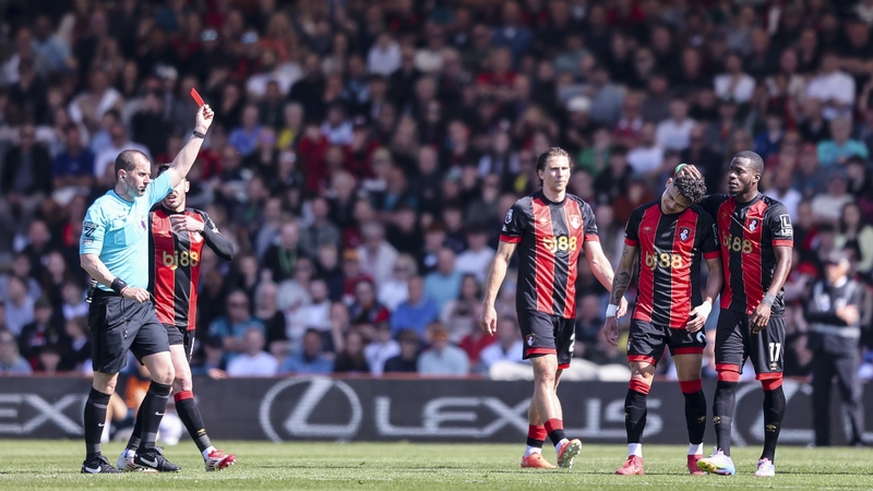 Evanilson was given a red card after a VAR decision