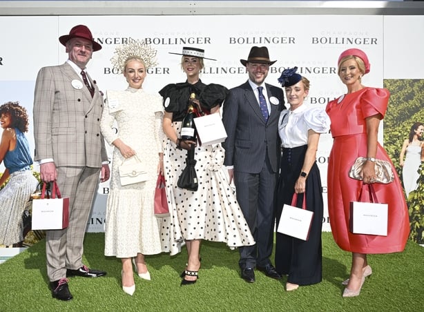 mond Gilbourne, Lisa Walsh, Genevieve Ryan, Tristan Conway- Behan,and Louise Corrigan, Breda Butler finalist at the opening day of the Champagne Bollinger best dressed in day 1 of the Punchestown 5 day racing festival*****No Reproduction Fee*****Pic © Michael Chester.MOB 087 8072295 info@chester.ie