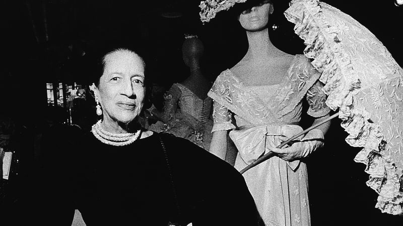 French-born fashion editor Diana Vreeland (1906 - 1989) poses at the opening of an exhibiton of Hollywood costumes at the Metropolitan Museum of Art (The Met), New York, New York, November 20, 1974. Photo: Getty Images