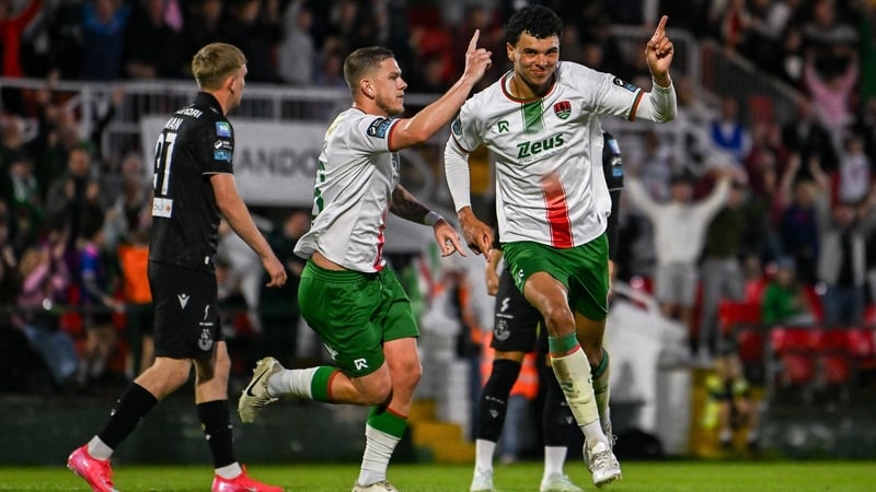 Freddie Anderson celebrates with Cork City team-mates after equalising against Shamrock Rovers