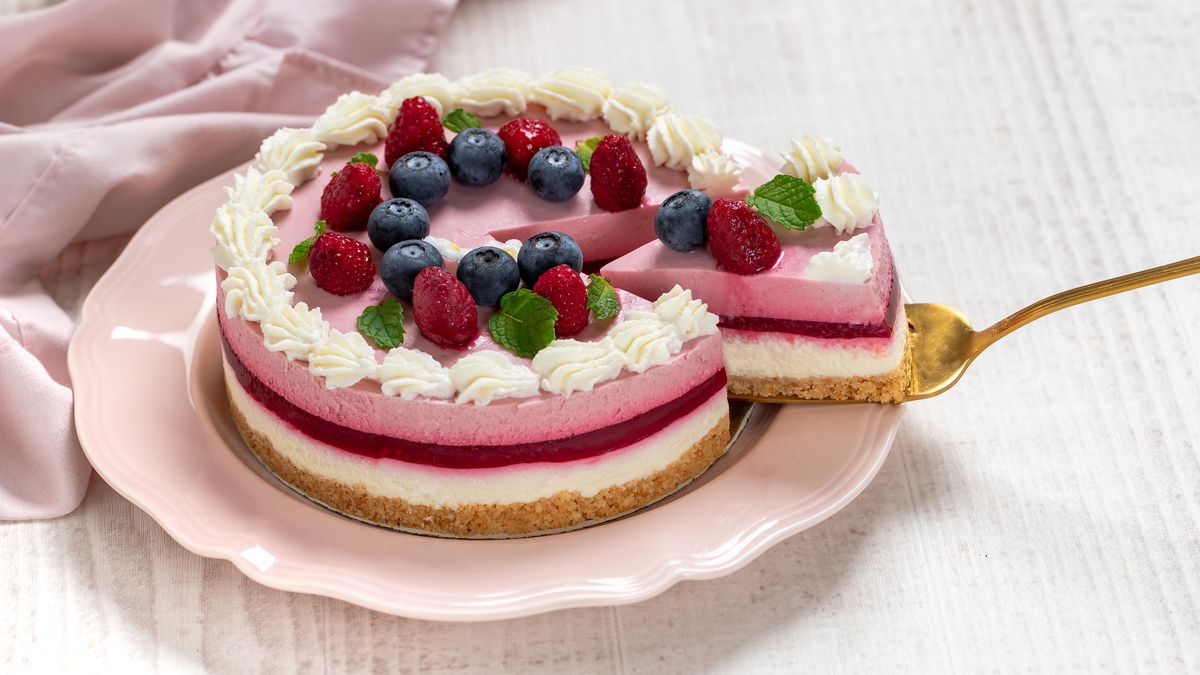 Musical Menu | No Bake Raspberry Cheesecake