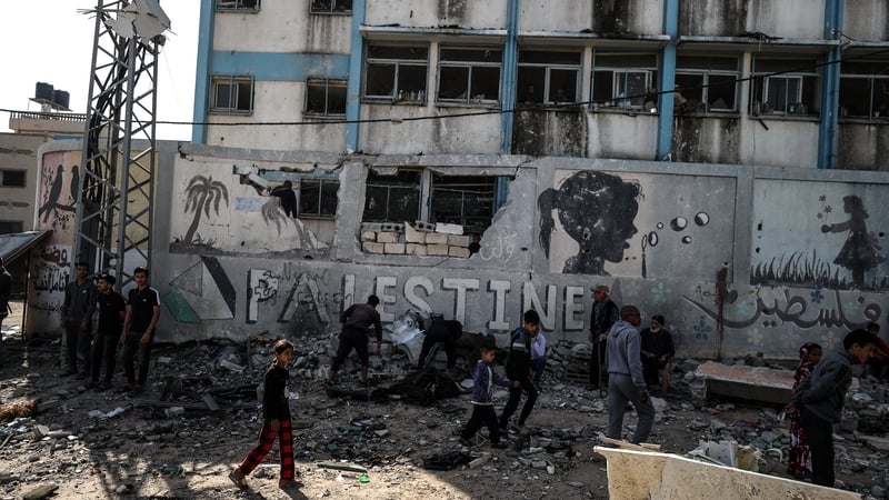 Tánaiste and Minister for Foreign Affairs Simon Harris also called for an end to the violence in the occupied Palestinian territory