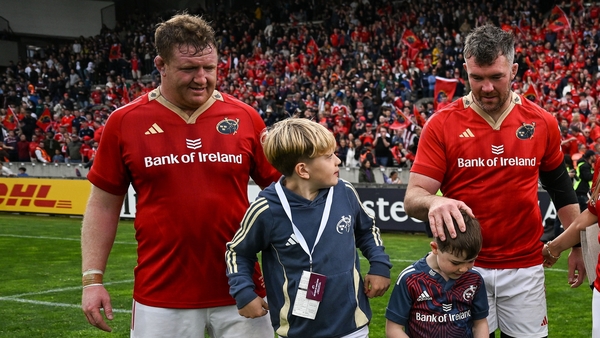 Stephen Archer (l) and Peter O'Mahony start on their final Thomond Park appearances