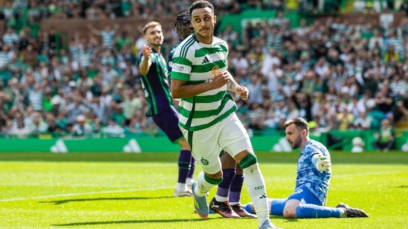 Adam Idah celebrates after putting Celtic 2-1 in front