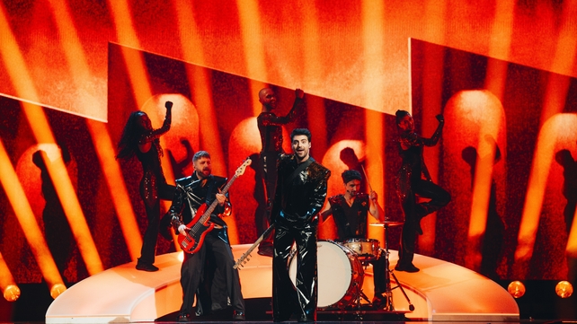 Mamagama blends modern influences with the deep-rooted musical heritage of Azerbaijan.