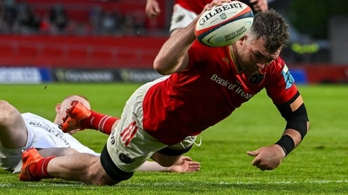 Peter O'Mahony scores for Munster in their 38-20 win over Ulster
