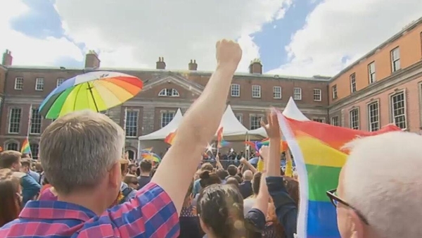 Marriage equality supporters, Dublin Castle (2015)