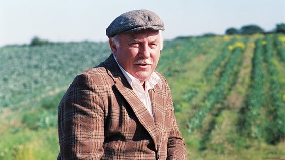 Joe Lynch in Glenroe publicity shot (1993)