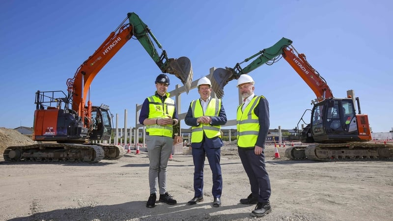 Robert Ryan, CEO of Lidl Ireland & Northern Ireland, Darragh O'Brien, Minister for Climate, Environment and Energy and Pat Barry, CEO, Irish Green Building Council.