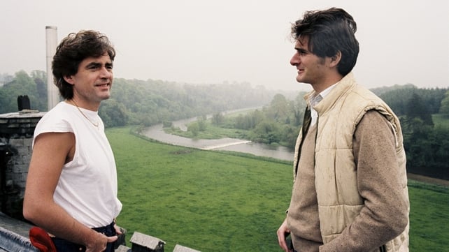 Jimmy Greeley (left) and Lord Henry Mount Charles pictured at Slane Castle, 1985. RTÉ Photographic Archive.