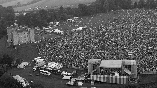 Aerial view of the crowds at the Queen concert in Slane Castle, 1986. Photo by Independent News And Media/Getty Images.
